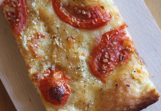 Photo of Focaccia ohne Teig, mit Tomatensauce | Knackig