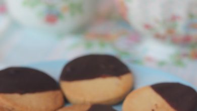 Photo of Englische Butterkekse mit Schokoladenüberzug