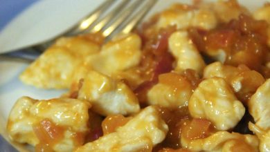 Photo of Chicken Nuggets mit Zwiebeln und roter Rumsauce