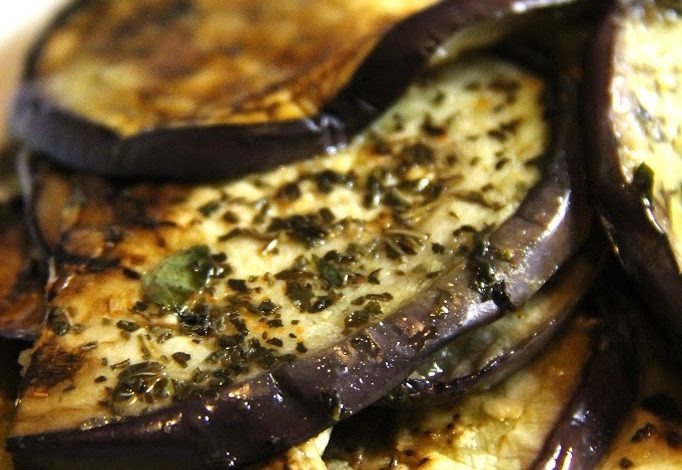 Photo of Gegrillte Auberginen mit Minze