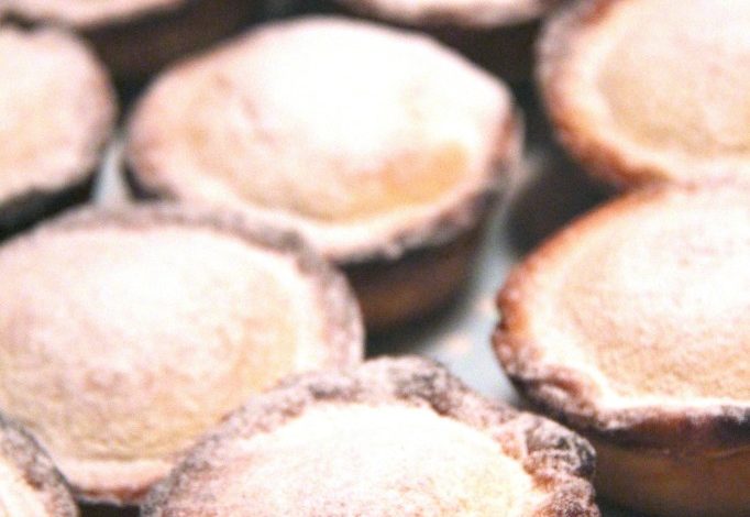 Photo of Pasticciotti mit Apfel- und Schwarzkirschcreme