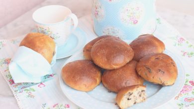 Photo of Süße Brioches mit Schokoladenstückchen