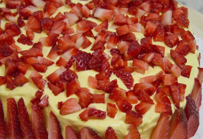 Photo of ERDBEERKUCHEN mit Sahne und Sahne | super leckeres Rezept