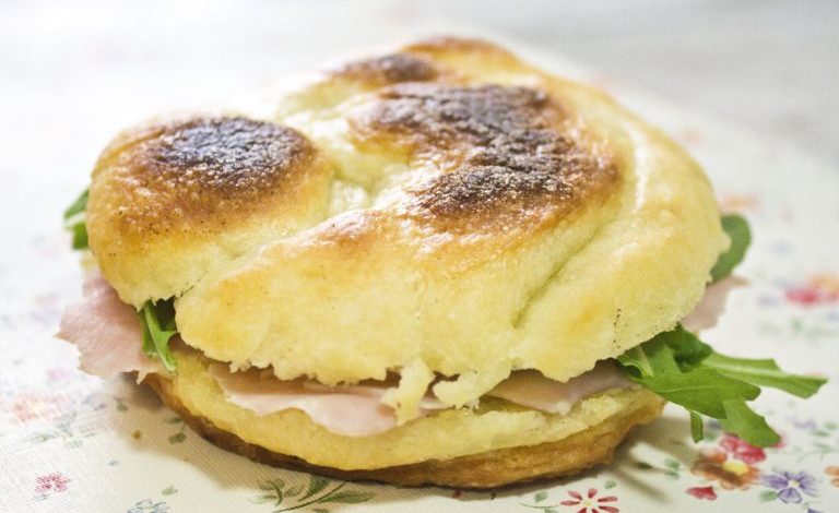 Photo of FAST PAN FOCACCINES | zeitsparendes Rezept