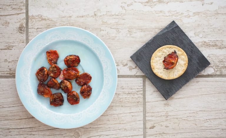 Photo of TOMATEN IN 10 MINUTEN CONFITIEREN (einschließlich Garen) | LIGHT-Rezept in der Mikrowelle