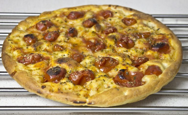 Photo of BARESE FOCACCIA | das ECHTE ORIGINALREZEPT von BARI mit Tomate