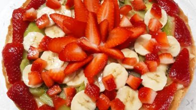 Photo of CREMTARTE MIT DREIFARBIGEN FRÜCHTEN