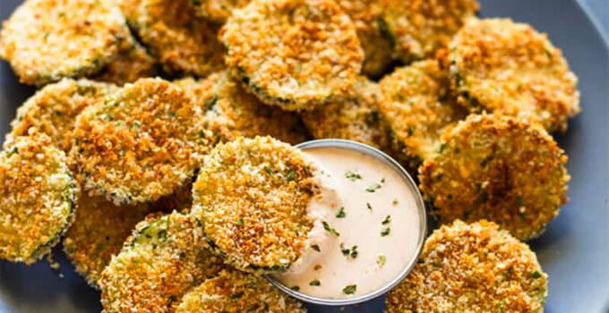 Photo of Gebackene Zucchinischeiben mit Knoblauch und saure Sahne