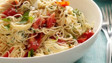 Photo of Spaghetti mit frischen Kräutern und Schafskäse