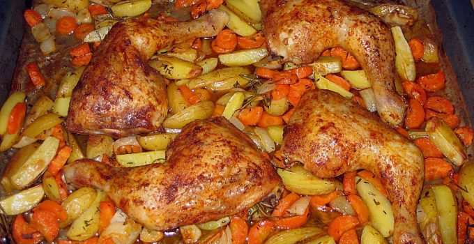 Photo of Hähnchenschenkel mit Ofen-Schmand-Gemüse