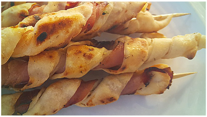 Photo of Gefülltes Stockbrot mit Bacon