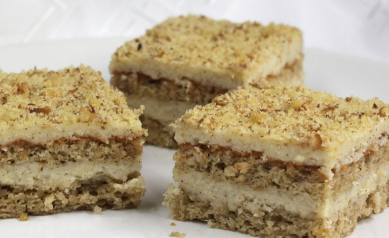 Photo of WALLNUSSSCHNITTE MIT KAFFEE