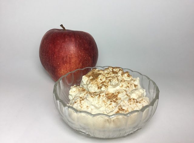 Photo of Weihnachtliches Fitness Dessert Apfel-Zimt-Magerquark