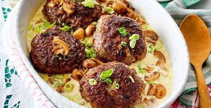 Photo of Ofenfrikadellen in Champignon Rahm, yummy