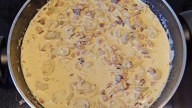 Photo of LEBERKÄS MIT CHAMPIGNON UND ZWIEBEL SOSS