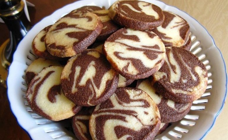 Photo of SCHWARZ – WEISS – PLÄTZCHE