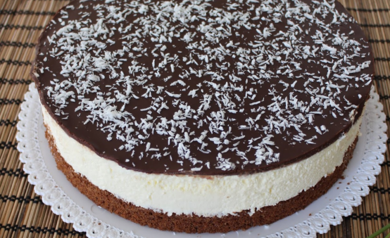Photo of BANANEN-AMARETTO-TORTE MIT QUARK-CREME