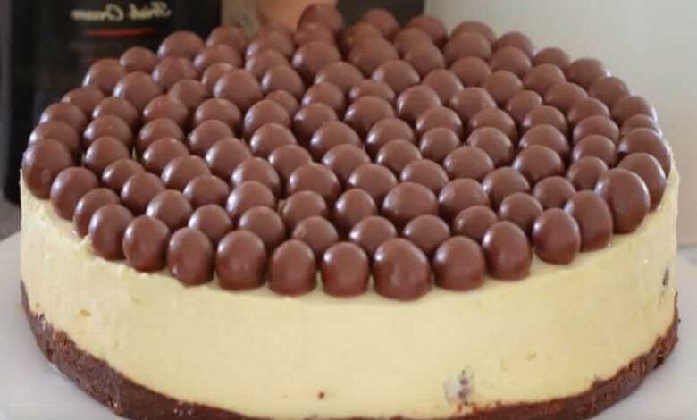 Photo of WEISSE SCHOKOLADE KÄSEKUCHEN MIT BAILEYS UND MALTESE