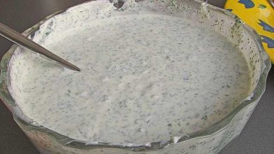 Photo of Knoblauchsoße mit Schmand und Joghurt