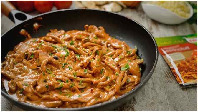 Photo of Schnitzelstreifen in Senfsahnesoße, schnelles Abendessen