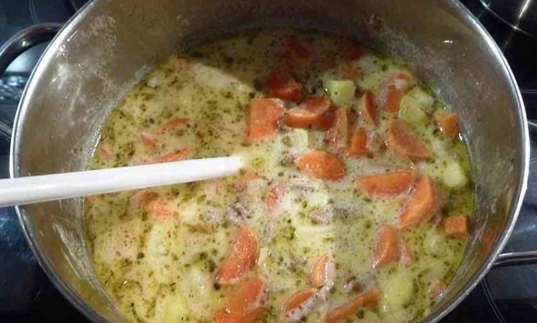 Photo of KARTOFFEL-HACKFLEISCH-TOPF MIT SCHMAND UND MÖHREN