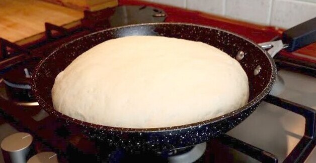 Photo of Blitzbrot aus der Pfanne mit nur 4 Zutaten !