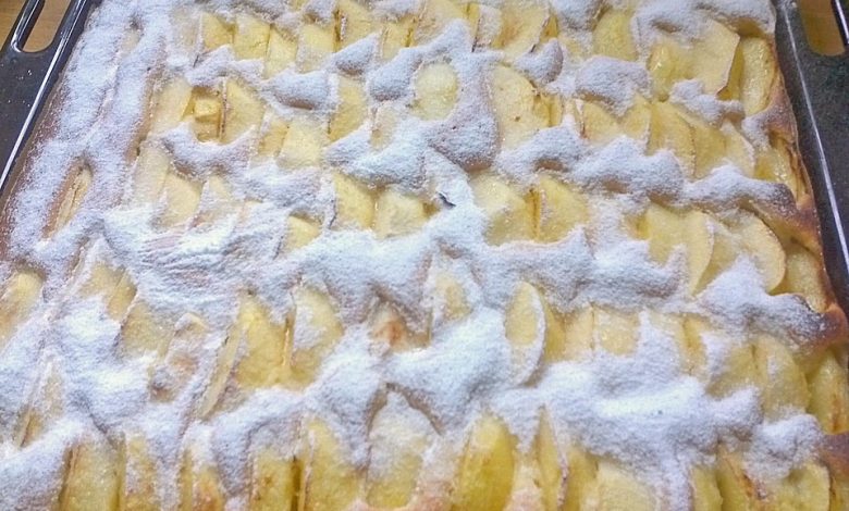 Photo of Apfelkuchen auf dem Blech