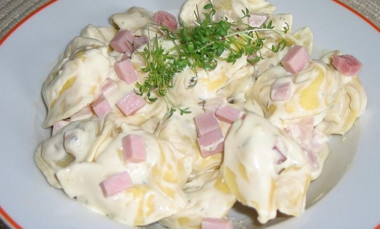 Photo of Tortellini mit Käse Sahne Soße