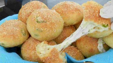 Photo of Megalecker Knoblauch Brötchen gefüllt mit Mozzarella Käse!