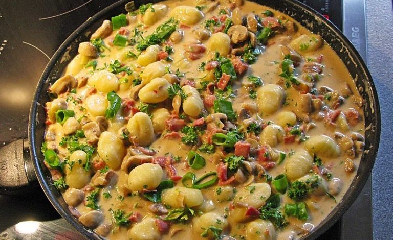 Photo of GNOCCHI MIT PILZ – PUTENBRUST – SAUCE