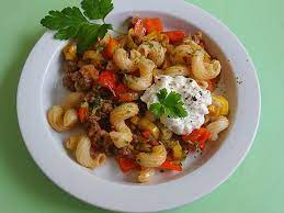 Photo of Pikante Hackpfanne mit Hörnchennudeln