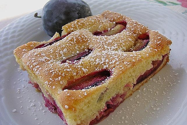 Photo of Zwetschgenkuchen