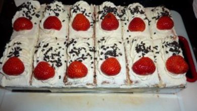 Photo of Erdbeer Schmand Schnitten