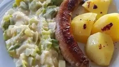 Photo of Porree-Gemüse zu Bratwurst