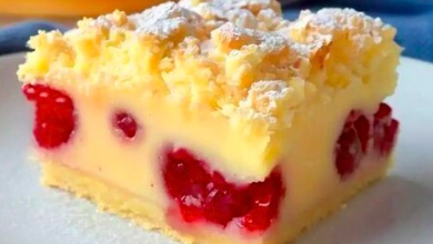 Photo of Kirschkuchen mit Streuseln und Vanillepudding