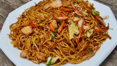 Photo of Chinesisch Gebratene Nudeln mit Hühnerfleisch