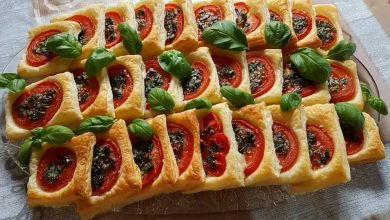 Photo of Blätterteig-Tomaten-Quadrate Rezept