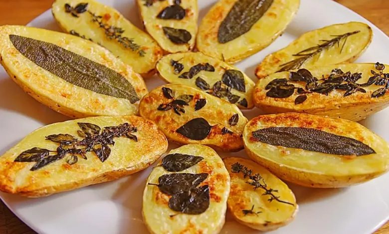 Photo of Ofenkartoffeln mit frischen Kräutern Rezept: Ein rustikales Vergnügen