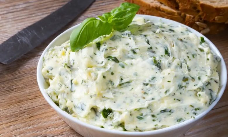 Photo of Einfaches und köstliches Kräuterbutter Rezept